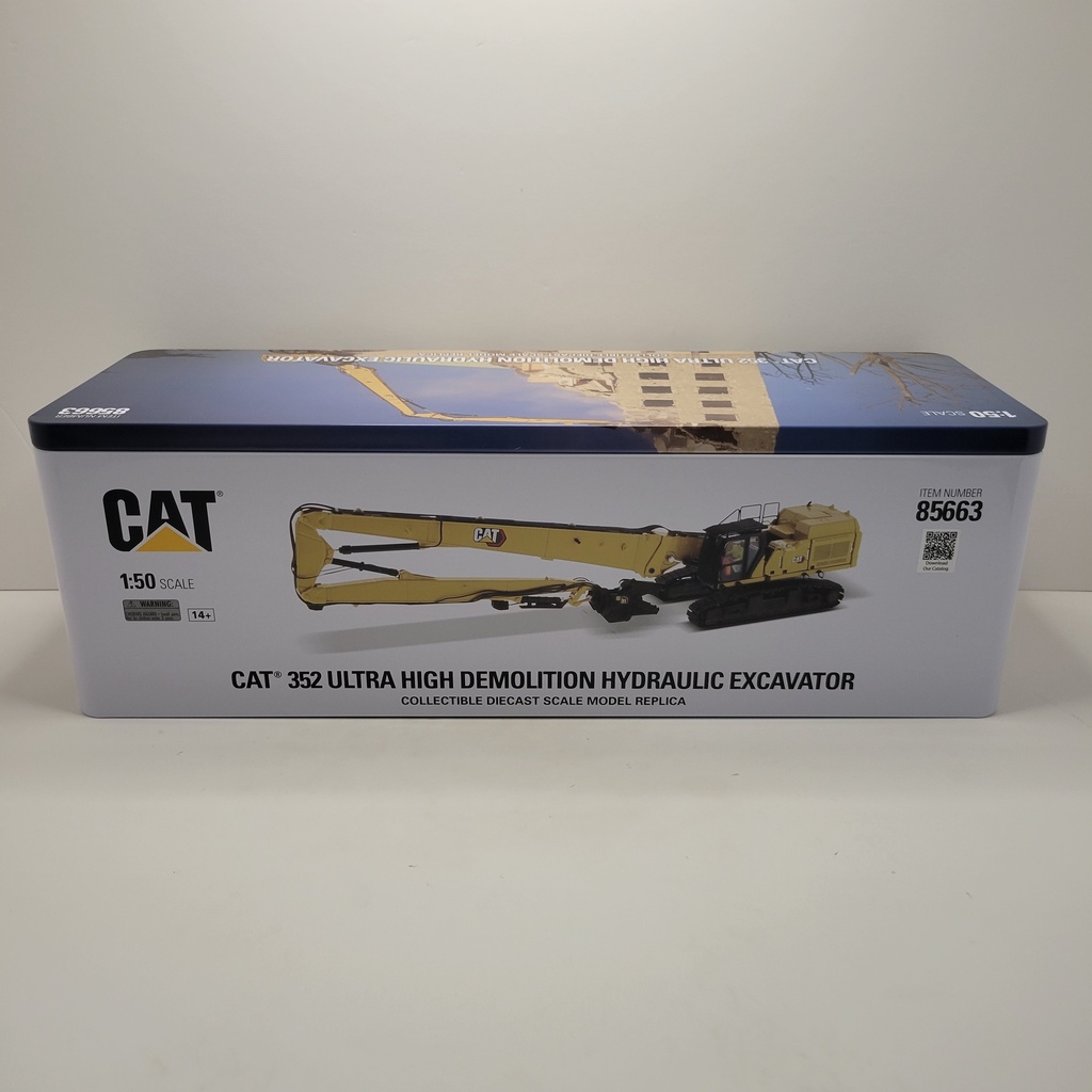 Diecast Masters - CAT - 352 Ultra High Demolition Hydraulic Excavator 1/50