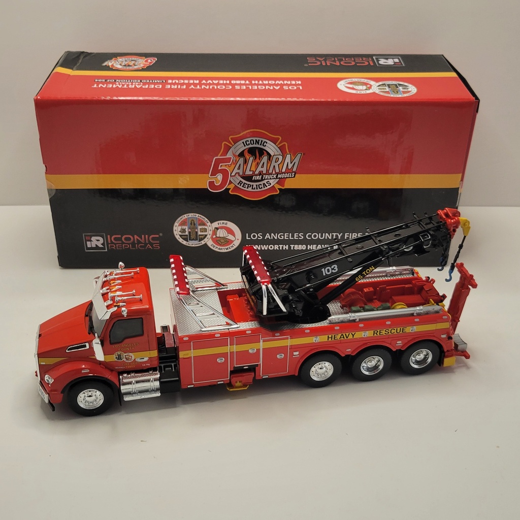 Iconic Replicas - Los Angeles County Fire Department - Kenworth T880 Heavy Rescue 1/43