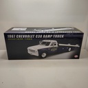 ACME - 1967 Chevrolet C30 Ramp Truck 1/18