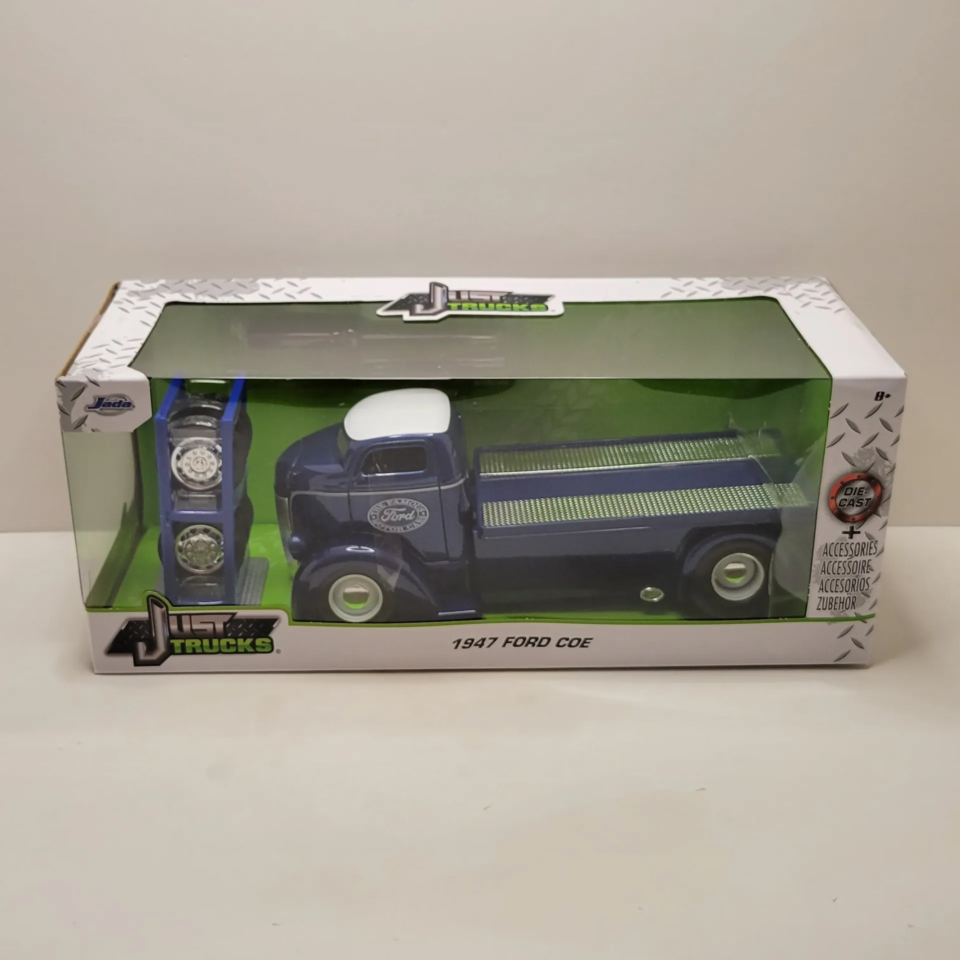 Jada Just Trucks - 1947 Ford COE 1/24