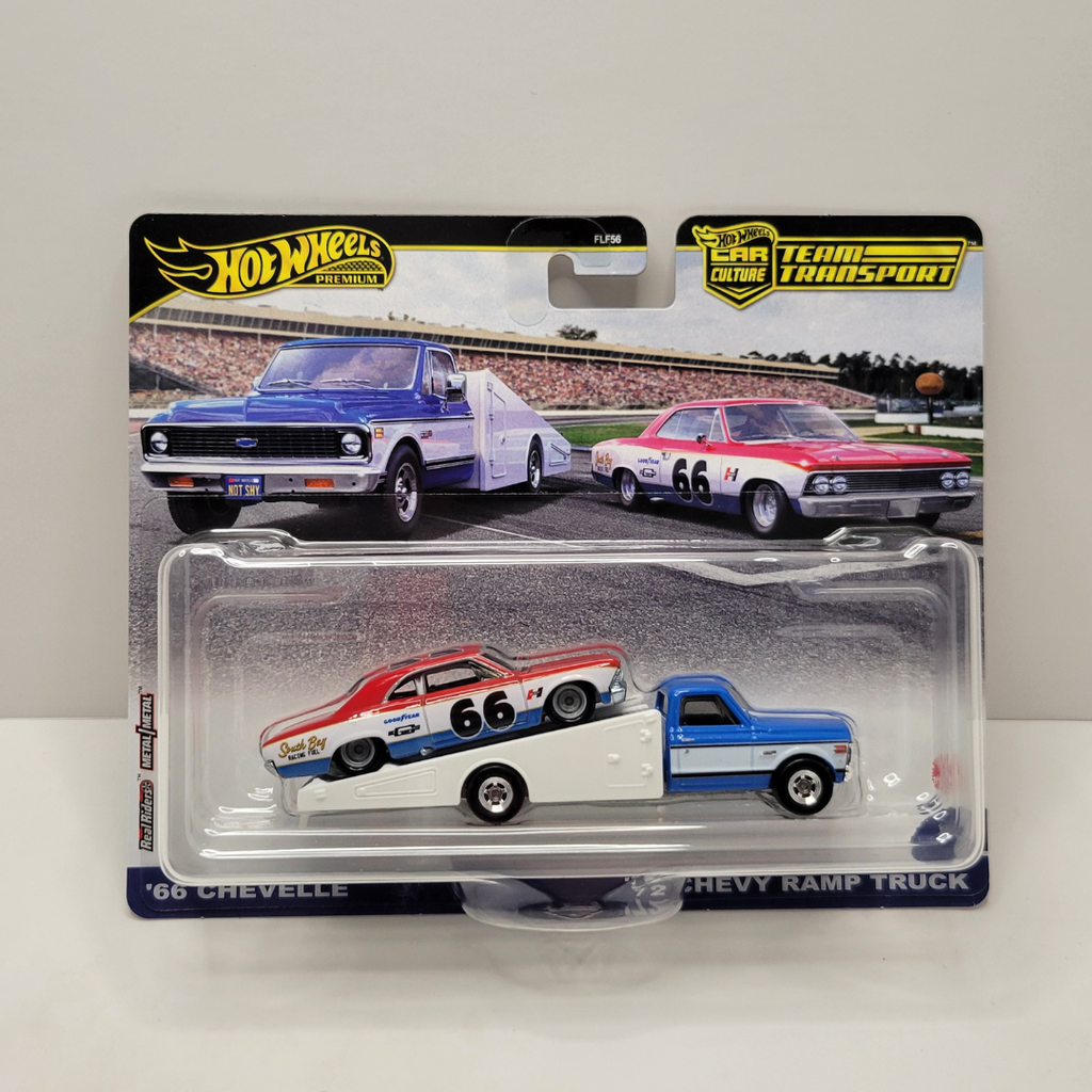Hot Wheels Team Transport - 66 Chevelle / 72 Chevy Ramp Truck #64