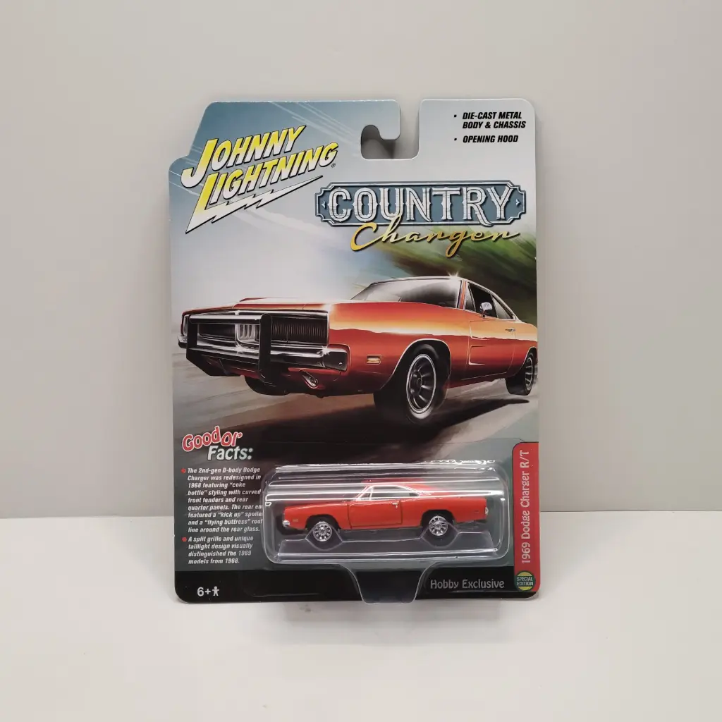 Johnny Lightning Country Changer - 1969 Dodge Charger R/T 1/64