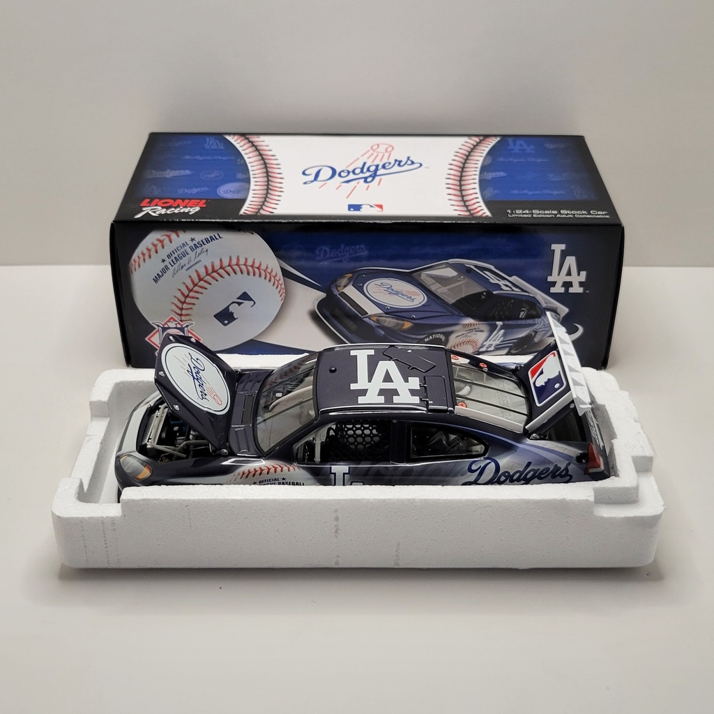 Lionel Racing - Ford Fusion Los Angeles Dodgers 1/24