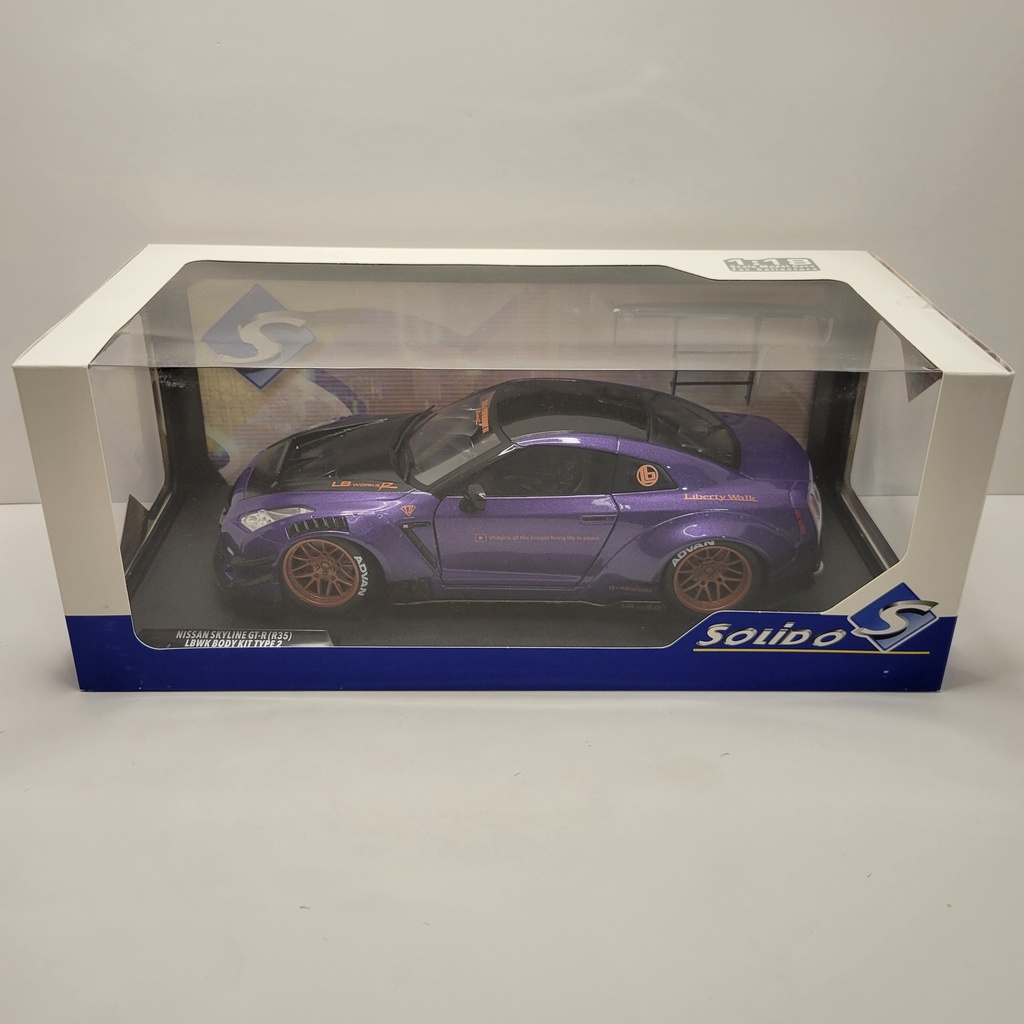 Solido - Nissan GT-R (R35) LBWK Body Kit Type 2 1/18