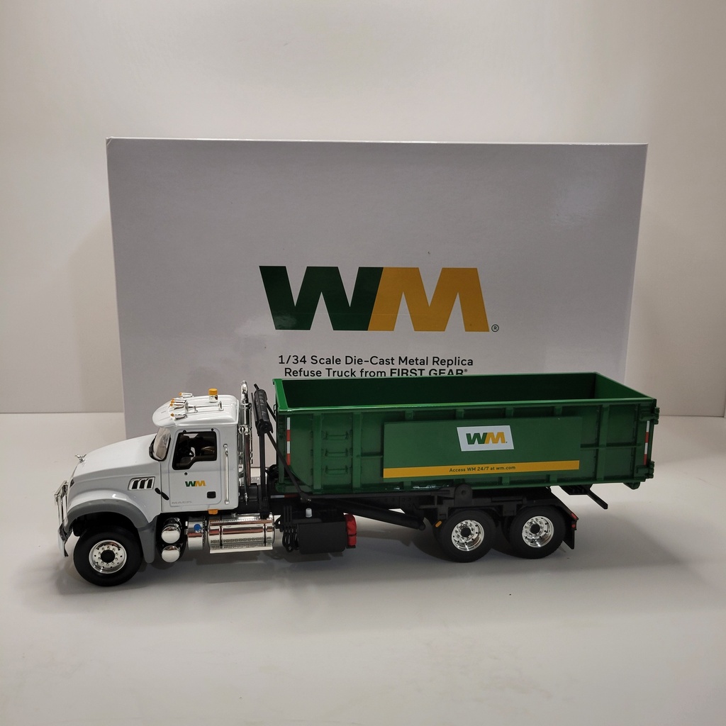 First Gear - Waste Management - Mack Granite MP with Ribbed Roll-Off Container 1/34