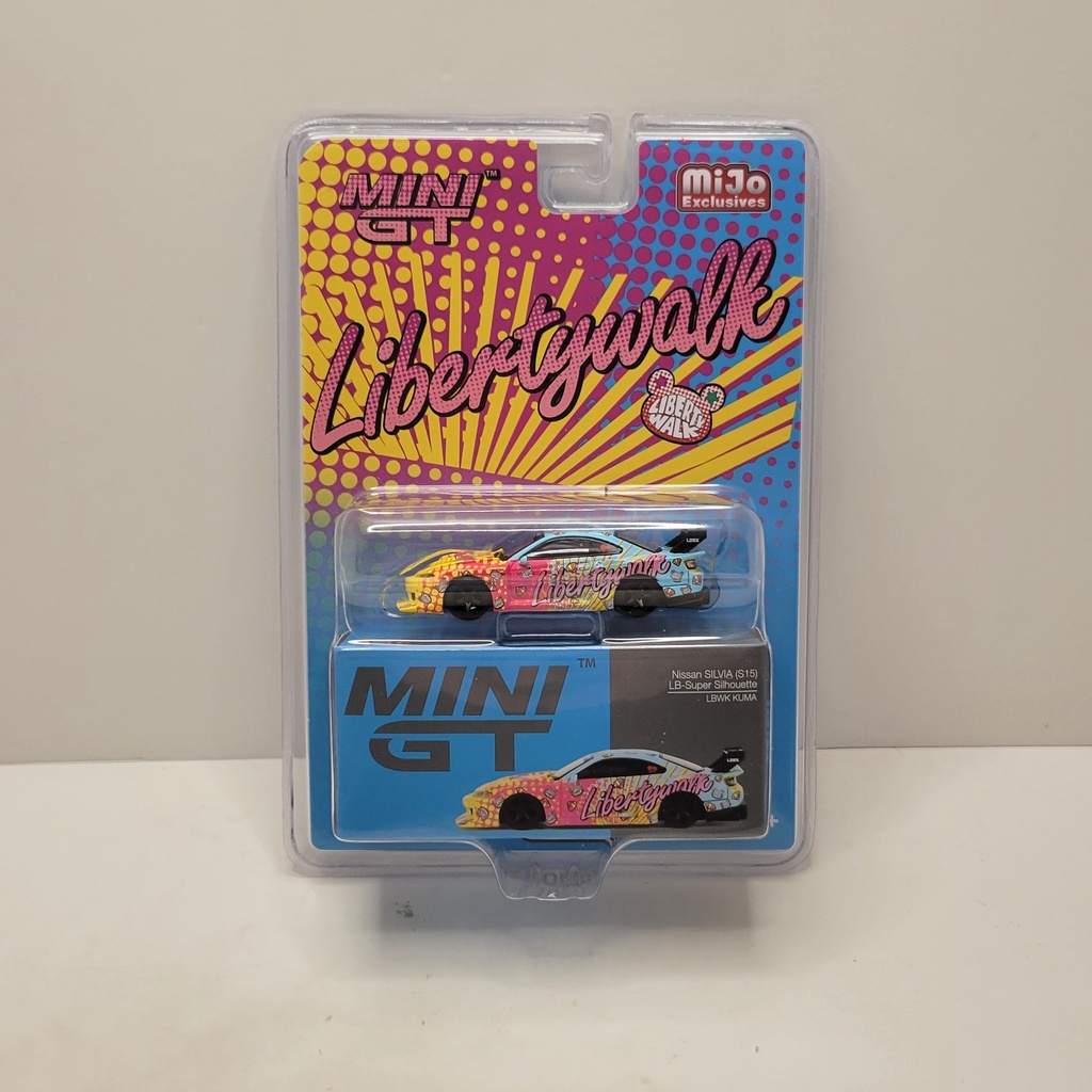 Mini GT #743 - Nissan Silvia (S15) LB-Super Silhouette LBWK Kuma 1/64