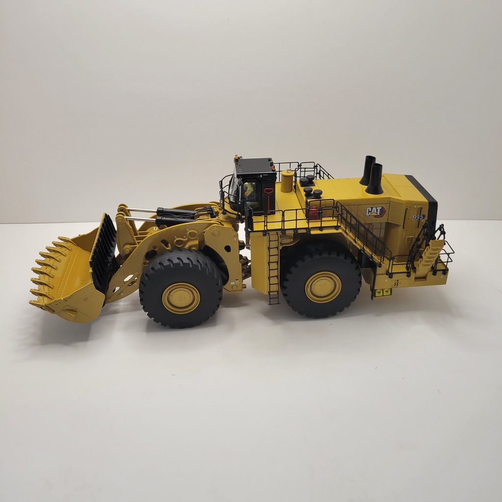 Diecast Masters - CAT - 995 Wheel Loader 1/50