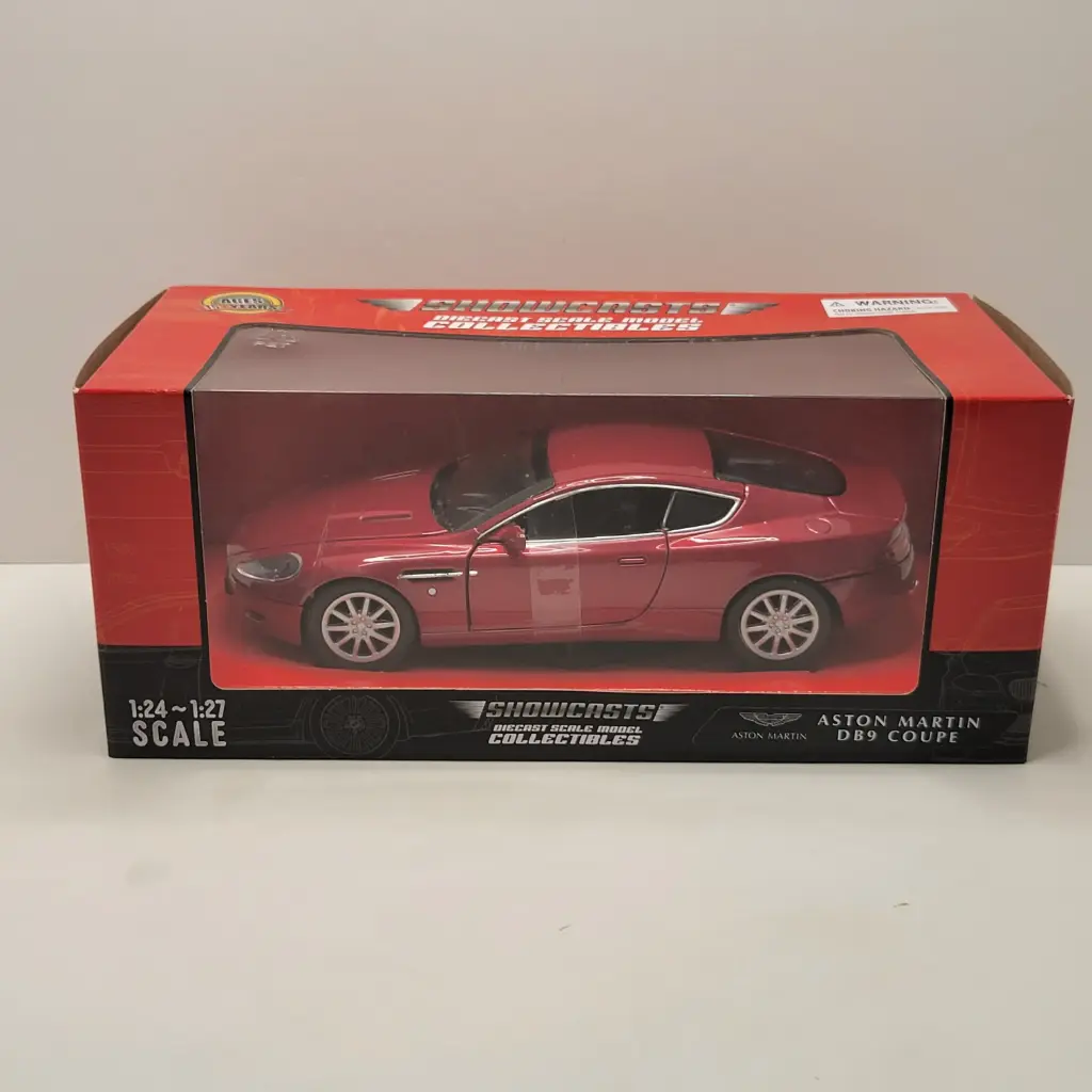Showcasts - Aston Martin DB9 Coupe 1/24