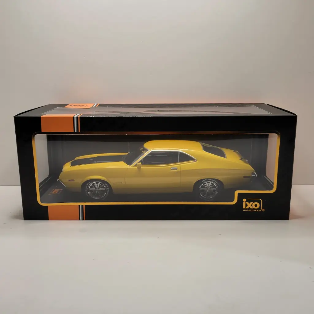 Ixo Models - 1972 Ford Gran Torino Sport 1/18