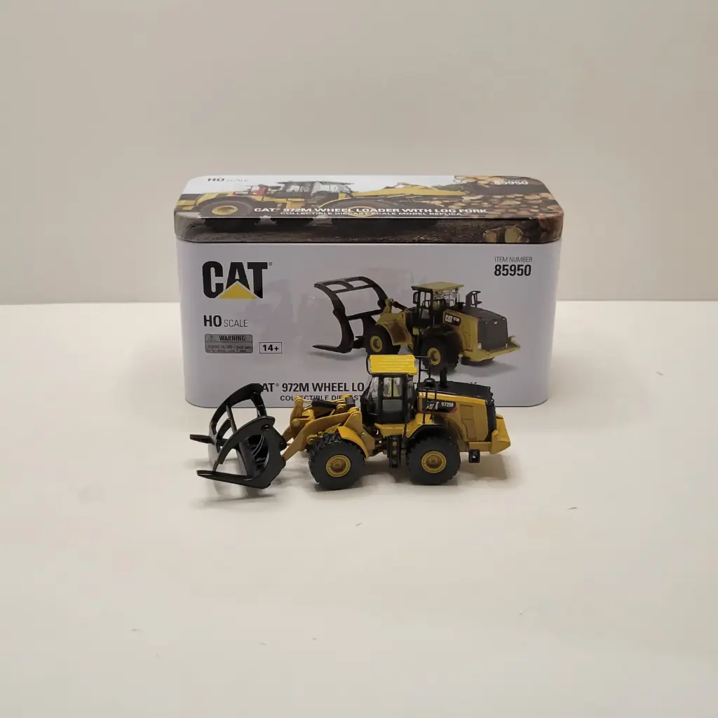 Diecast Masters - CAT - 972M Wheel Loader W/ Log Fork (HO Scale)