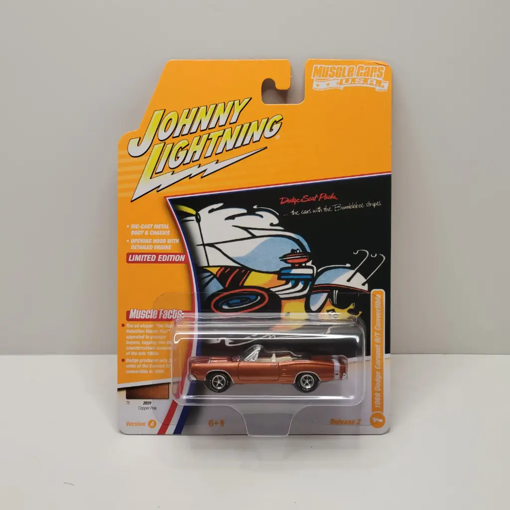 Johnny Lightning - 1969 Dodge Coronet R/T Convertible 1/64