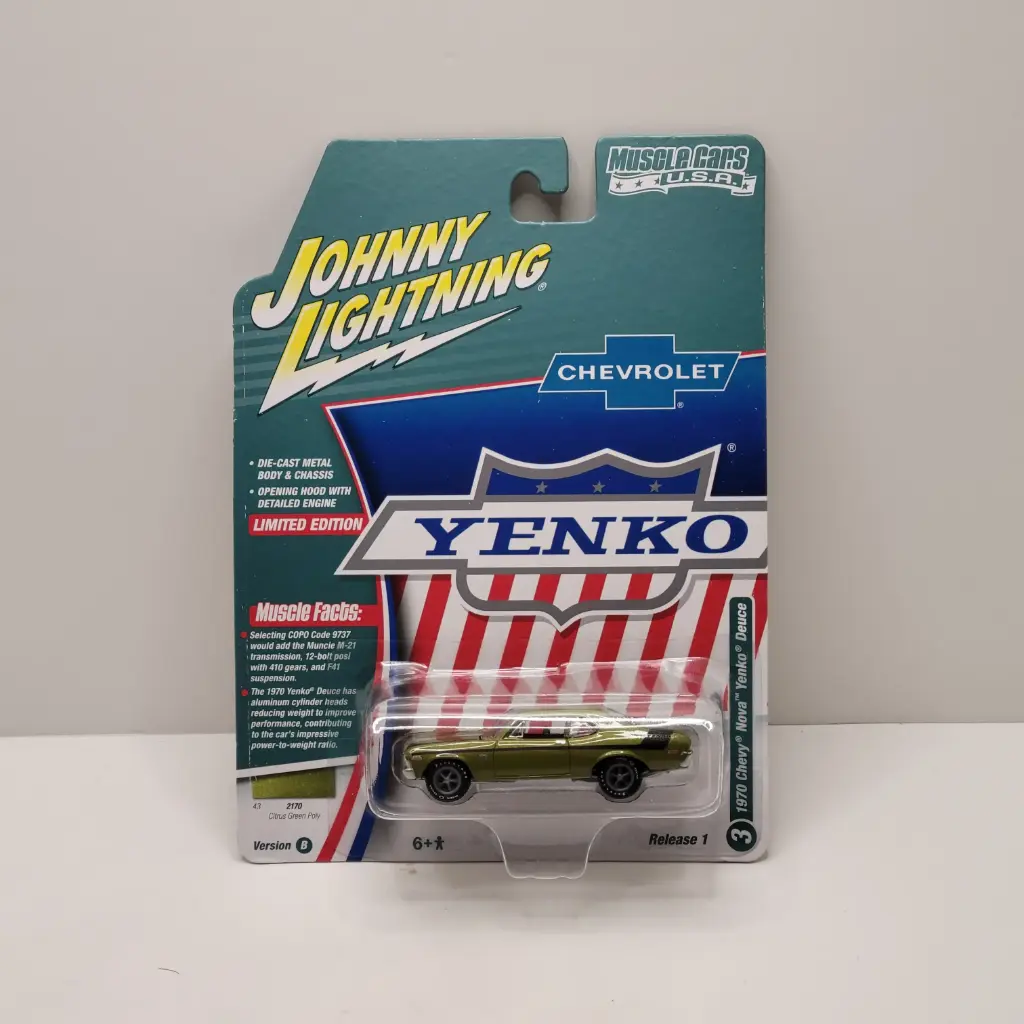 Johnny Lightning - 1970 Chevy Nova Yenko Deuce 1/64