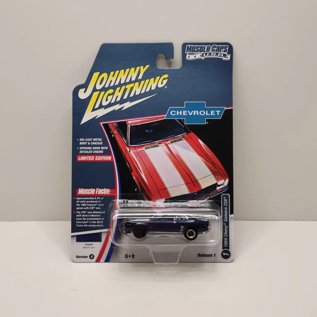 Johnny Lightning - 1969 Chevy Camaro Z28 1/64