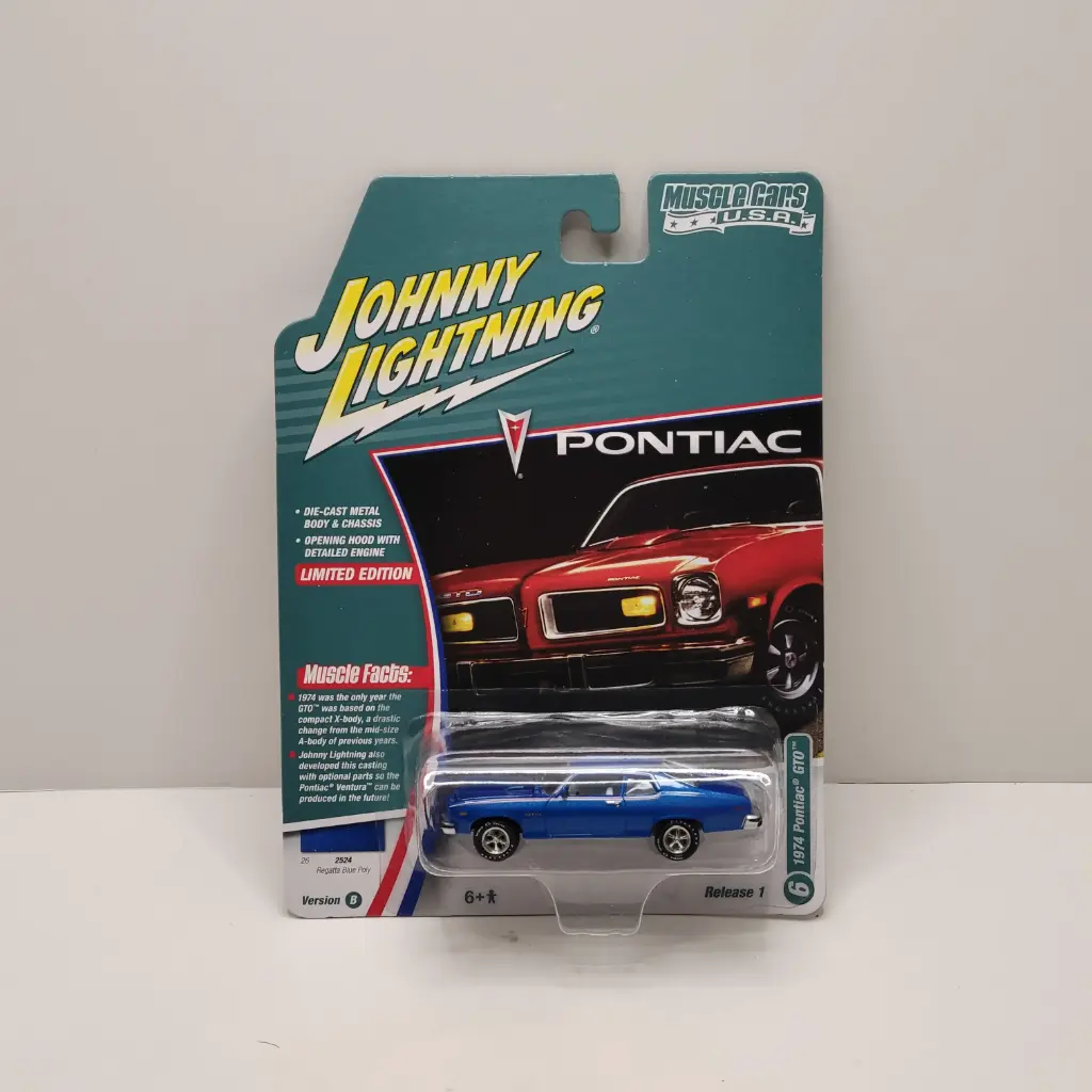 Johnny Lightning - 1974 Pontiac GTO 1/64