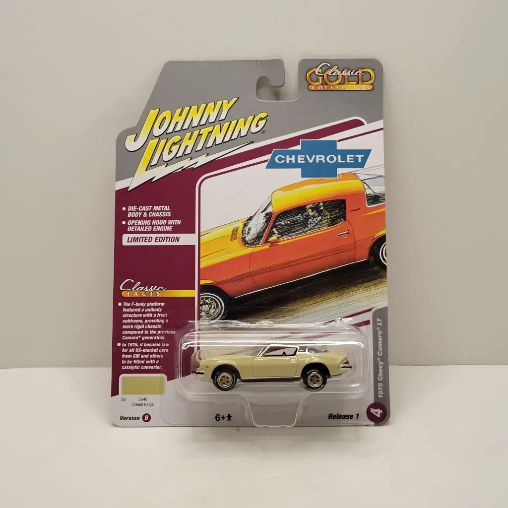 Johnny Lightning - 1975 Chevy Camaro LT 1/64