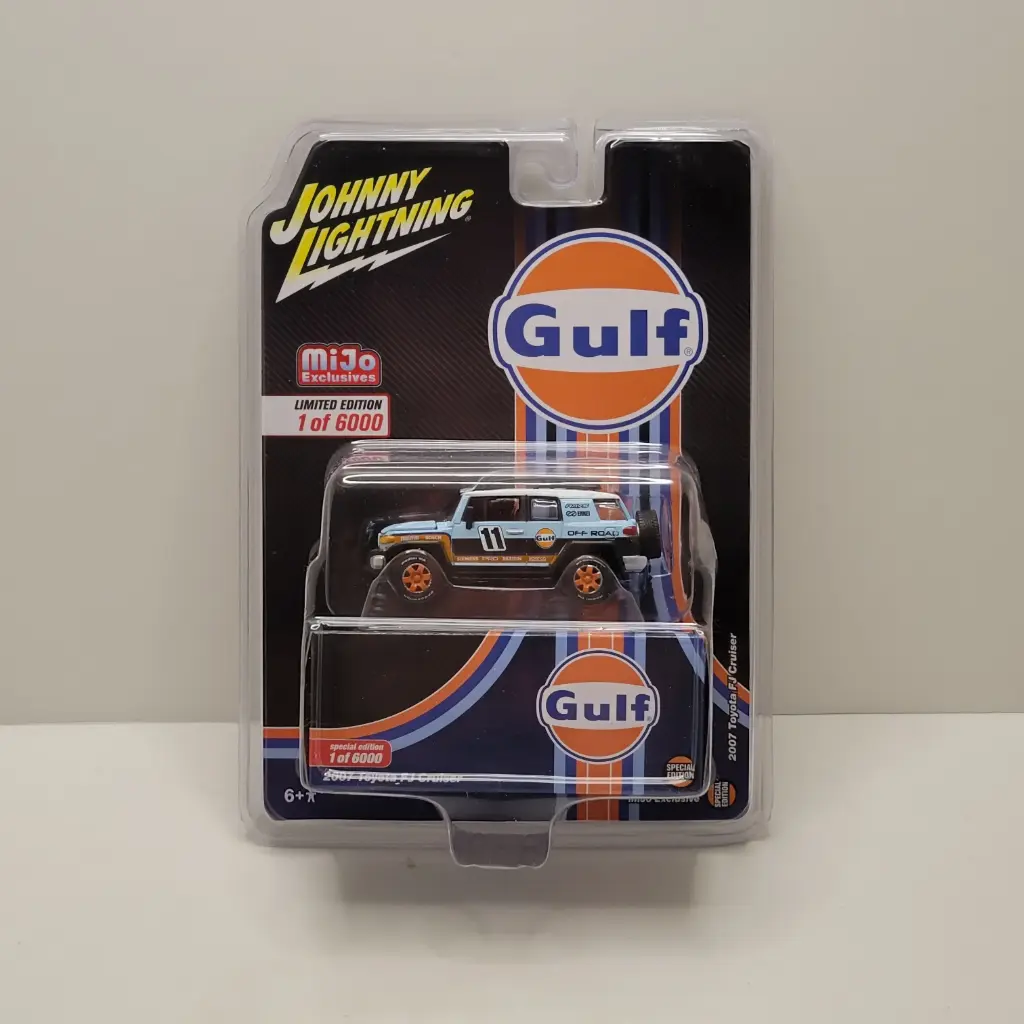 Johnny Lightning - Gulf - 2007 Toyota FJ Cruiser 1/64