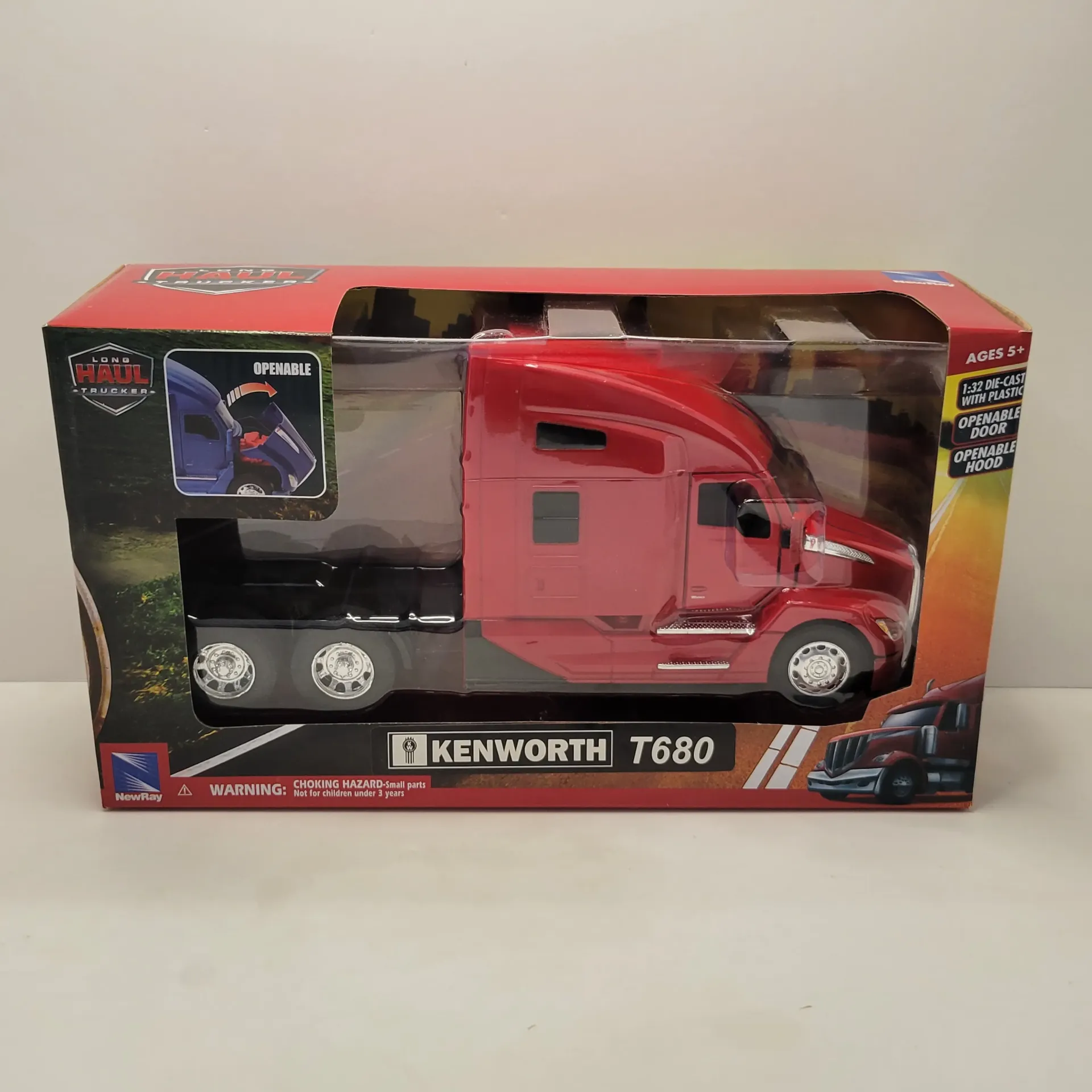 NewRay - Kenworth T680 1/32