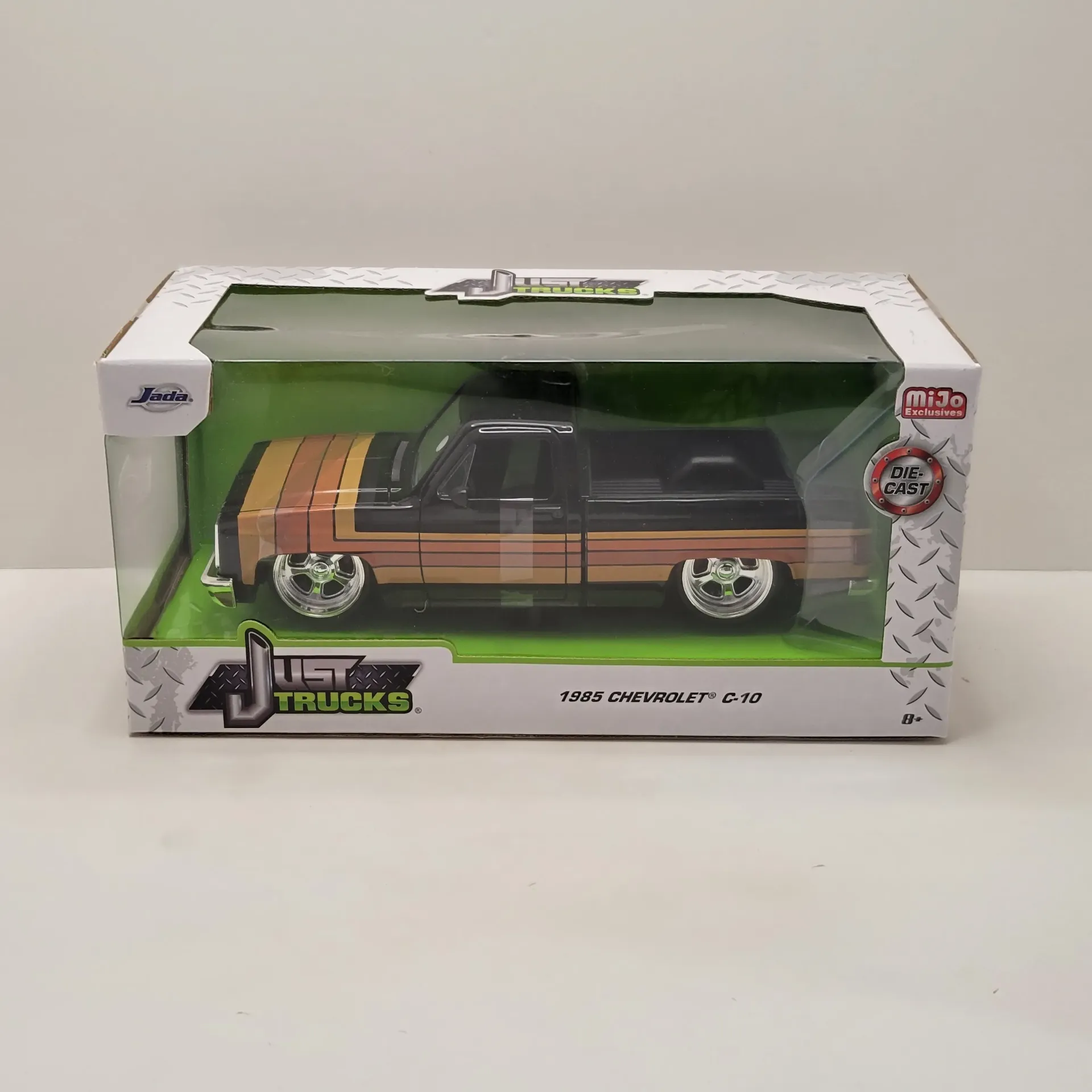 Jada Just Trucks - 1985 Chevrolet C-10 1/24