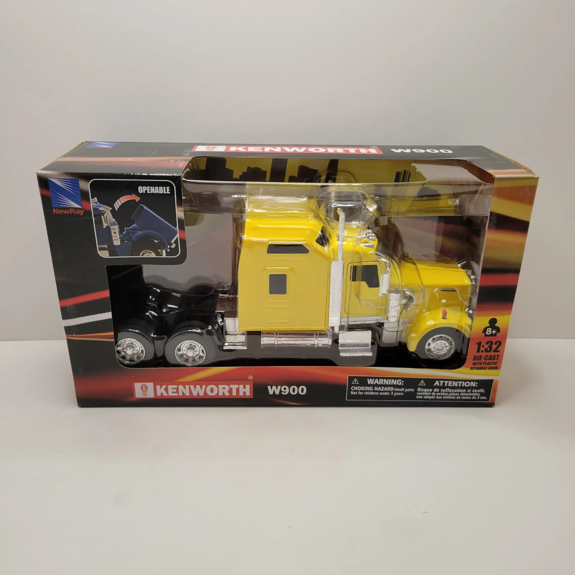 NewRay - Kenworth W900 1/32