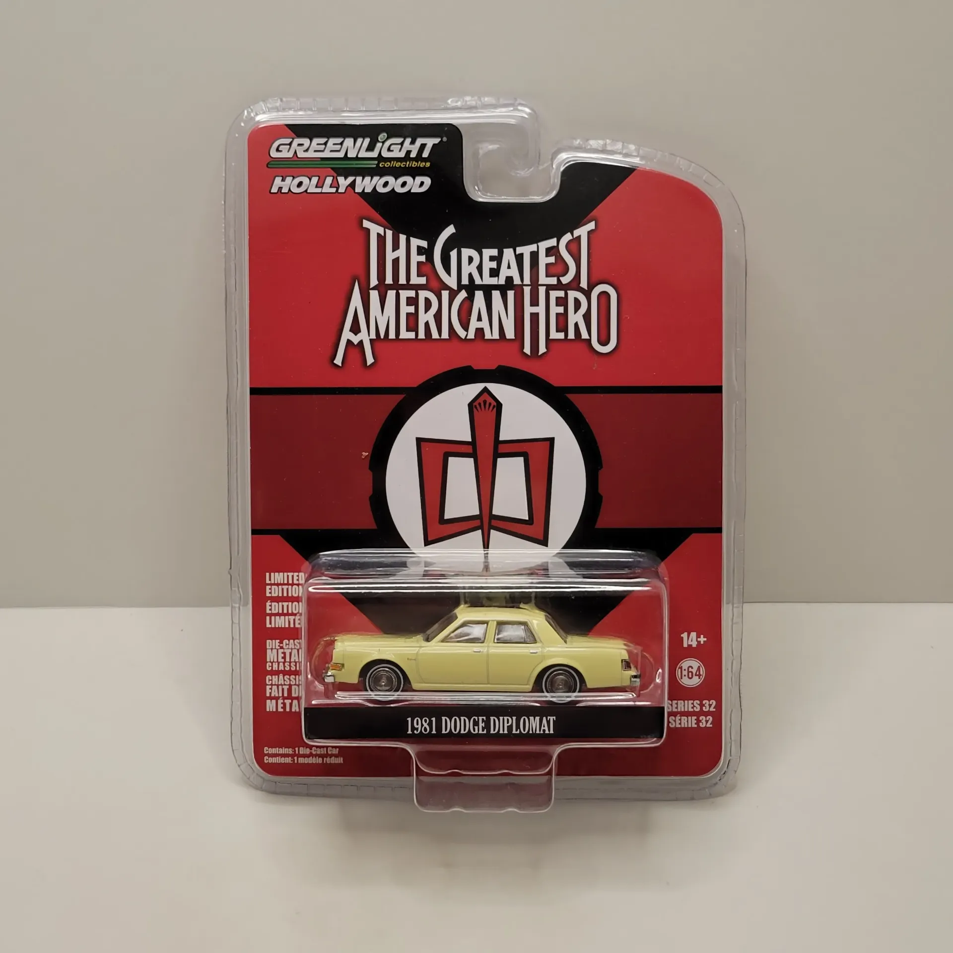 Greenlight - The Greatest American Hero - 1981 Dodge Diplomat 1/64