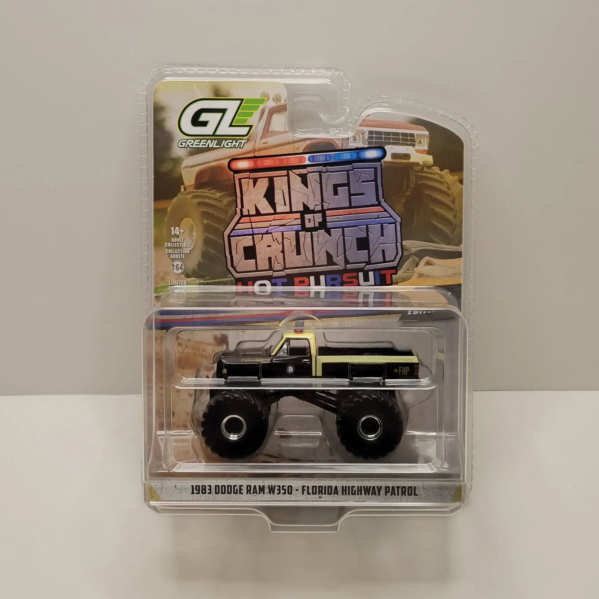 Greenlight - King Of Crunch Hot Pursuit - 1983 Dodge Ram W350 1/64