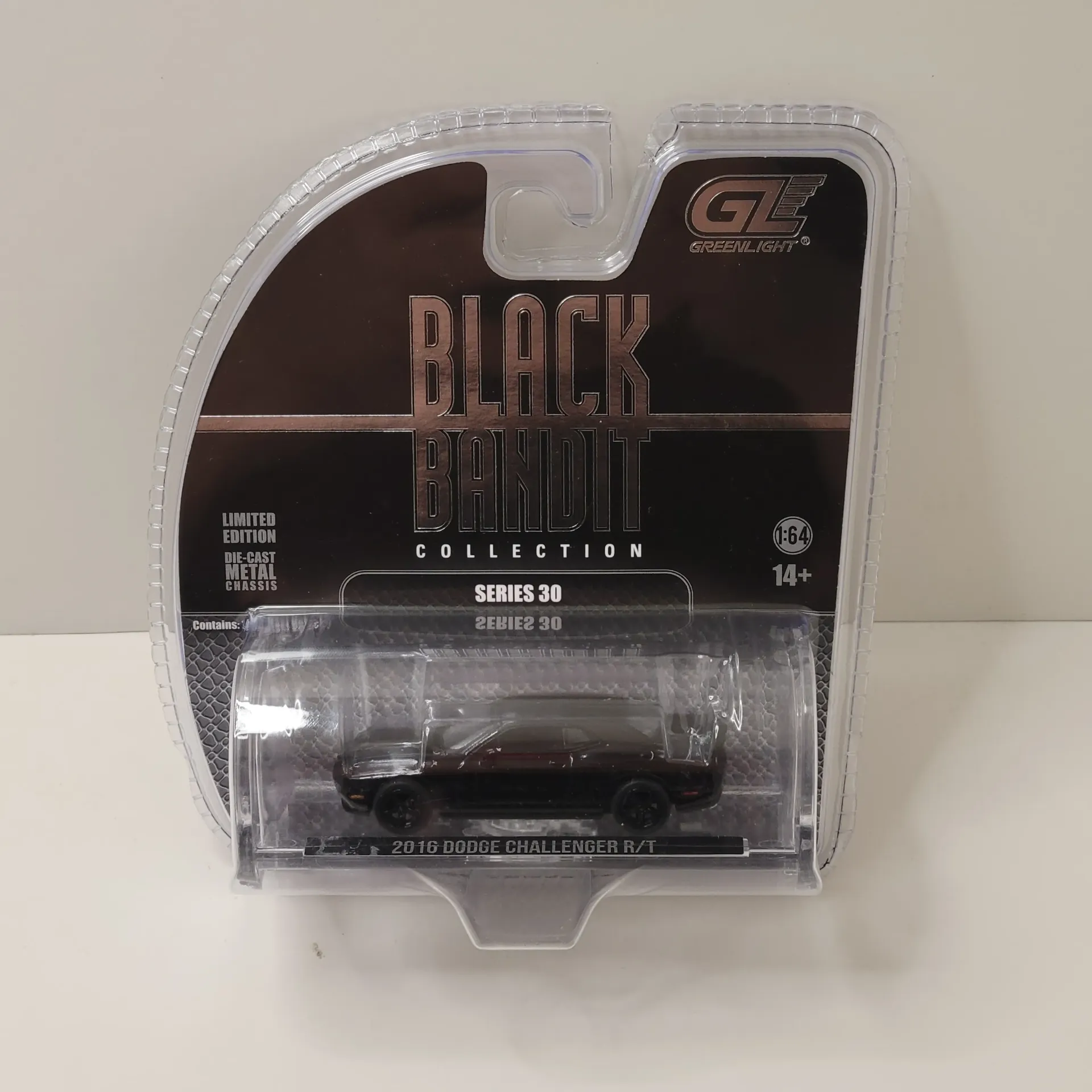 Greenlight - Black Bandit Series 30 - 2016 Dodge Challenger R/T 1/64
