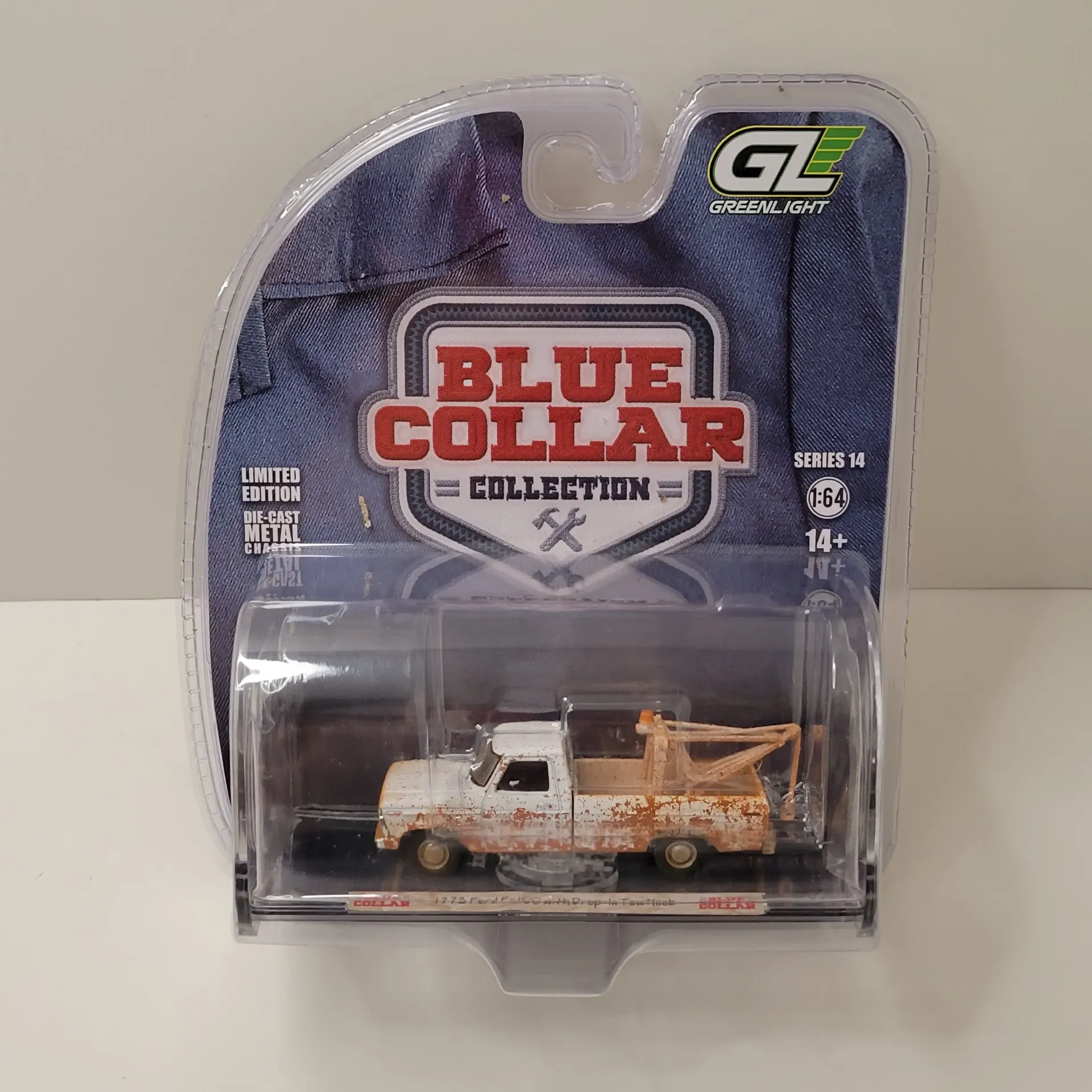 Greenlight - Blue Collar Series 14 - 1973 Ford F-100 with Drop-In Tow Hook 1/64