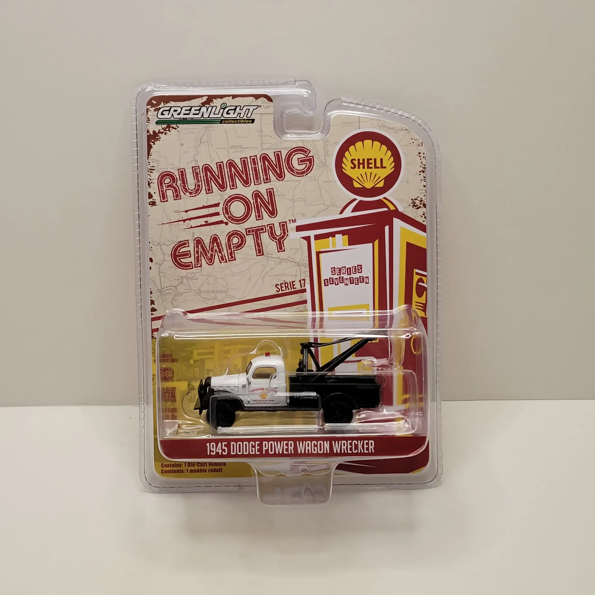 Greenlight - Running On Empty Series 17 - 1945 Dodge Power Wagon Wrecker 1/64