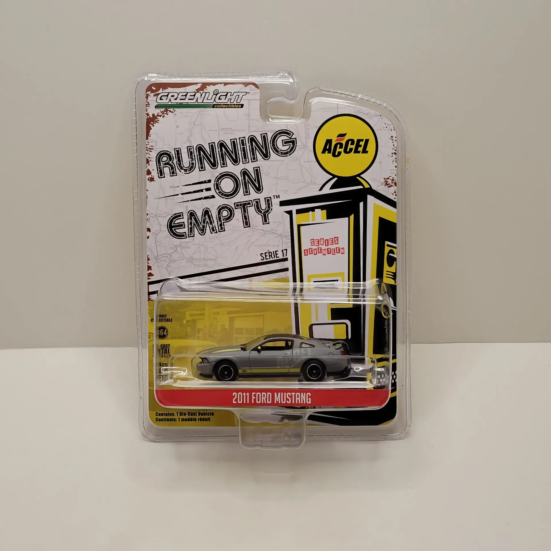 Greenlight - Running On Empty Series 17 - 2011 Ford Mustang 1/64