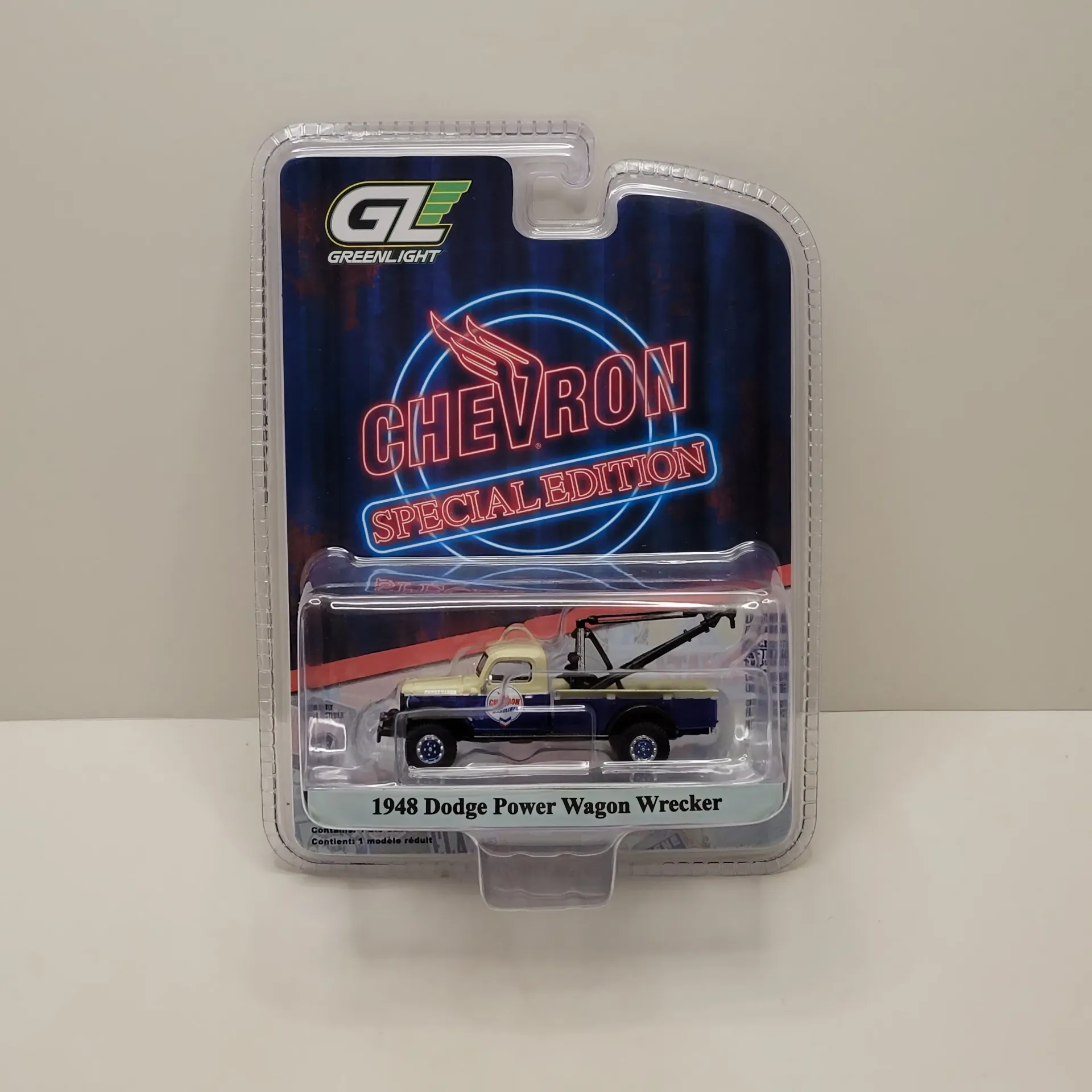 Greenlight - Chevron Special Edition - 1948 Dodge Power Wagon Wrecker 1/64