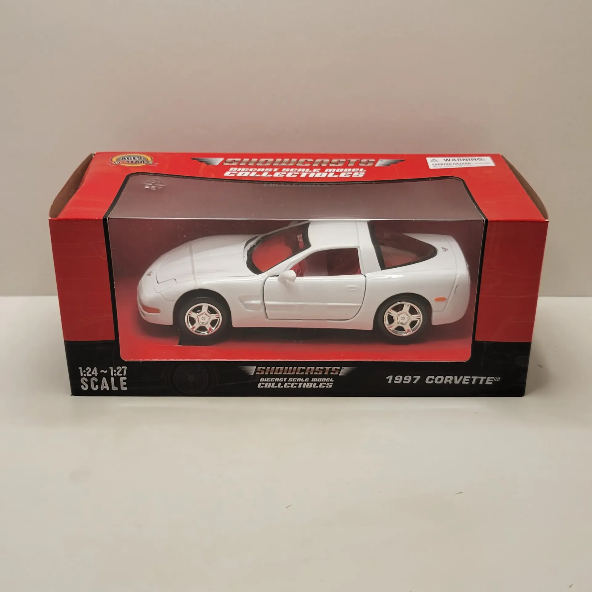 Showcasts - 1997 Corvette 1/24