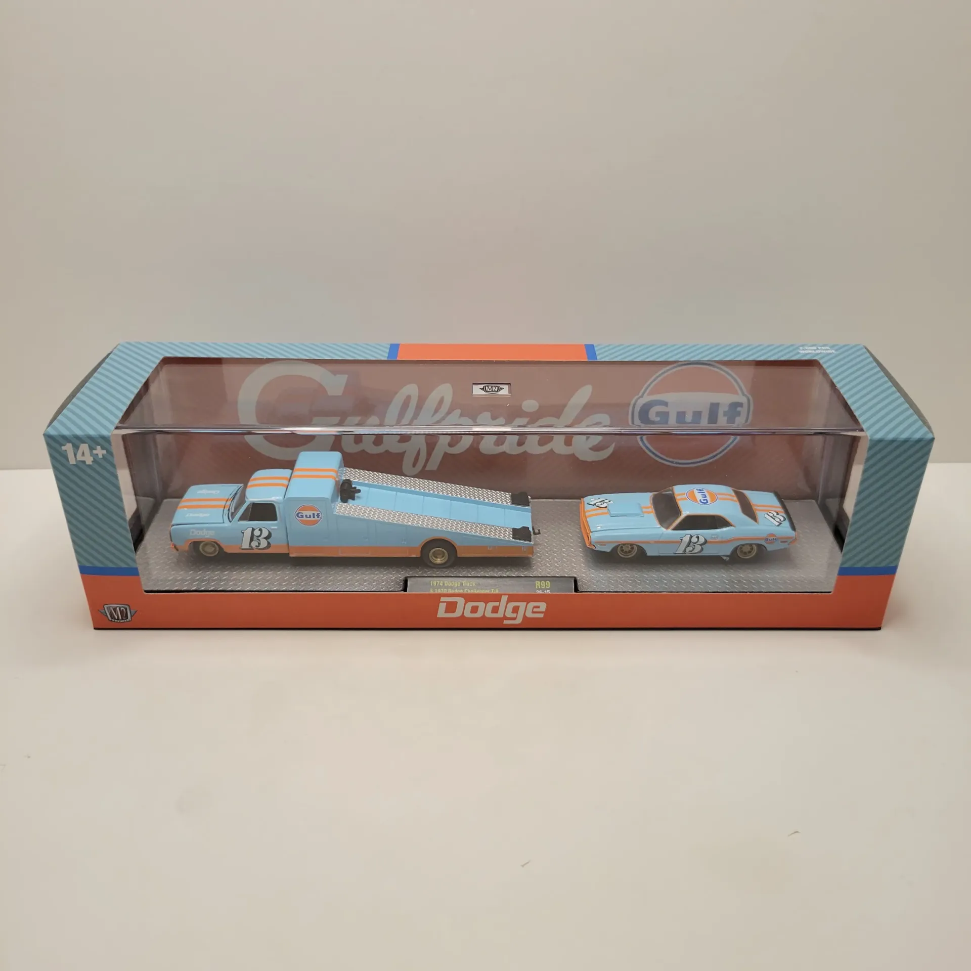 M2 Haulers - 1974 Dodge Truck & 1970 Dodge Challenger T/A 1/64