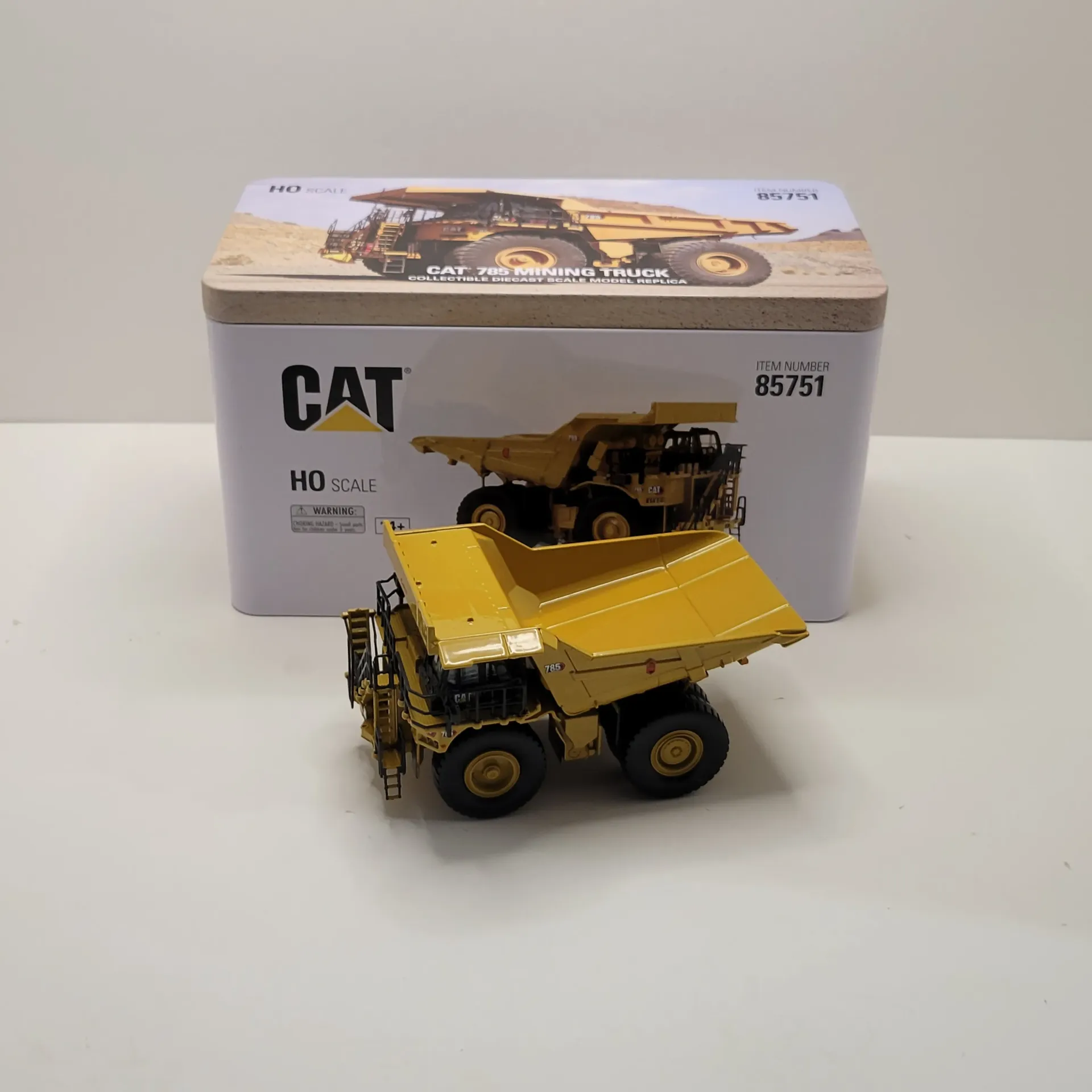 Diecast Masters - CAT - 785 Mining Truck (HO Scale)
