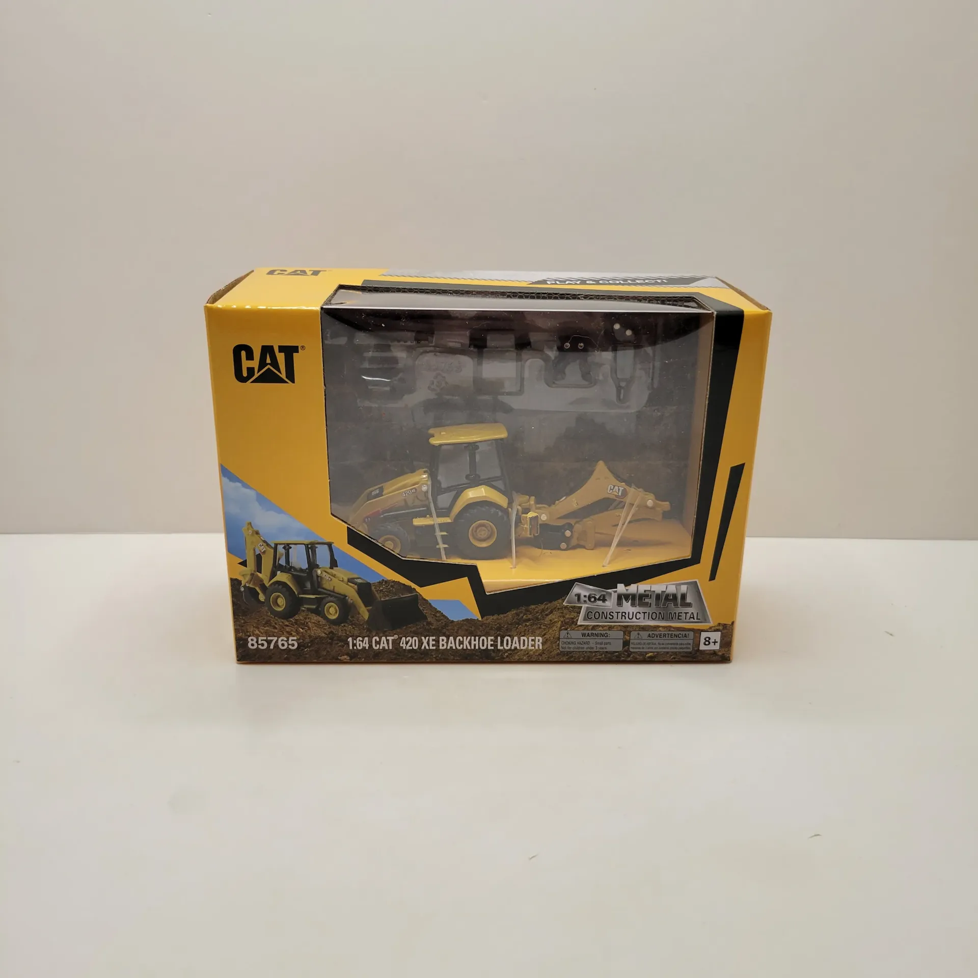 Diecast Masters - CAT - 420 XE Backhoe Loader 1/64