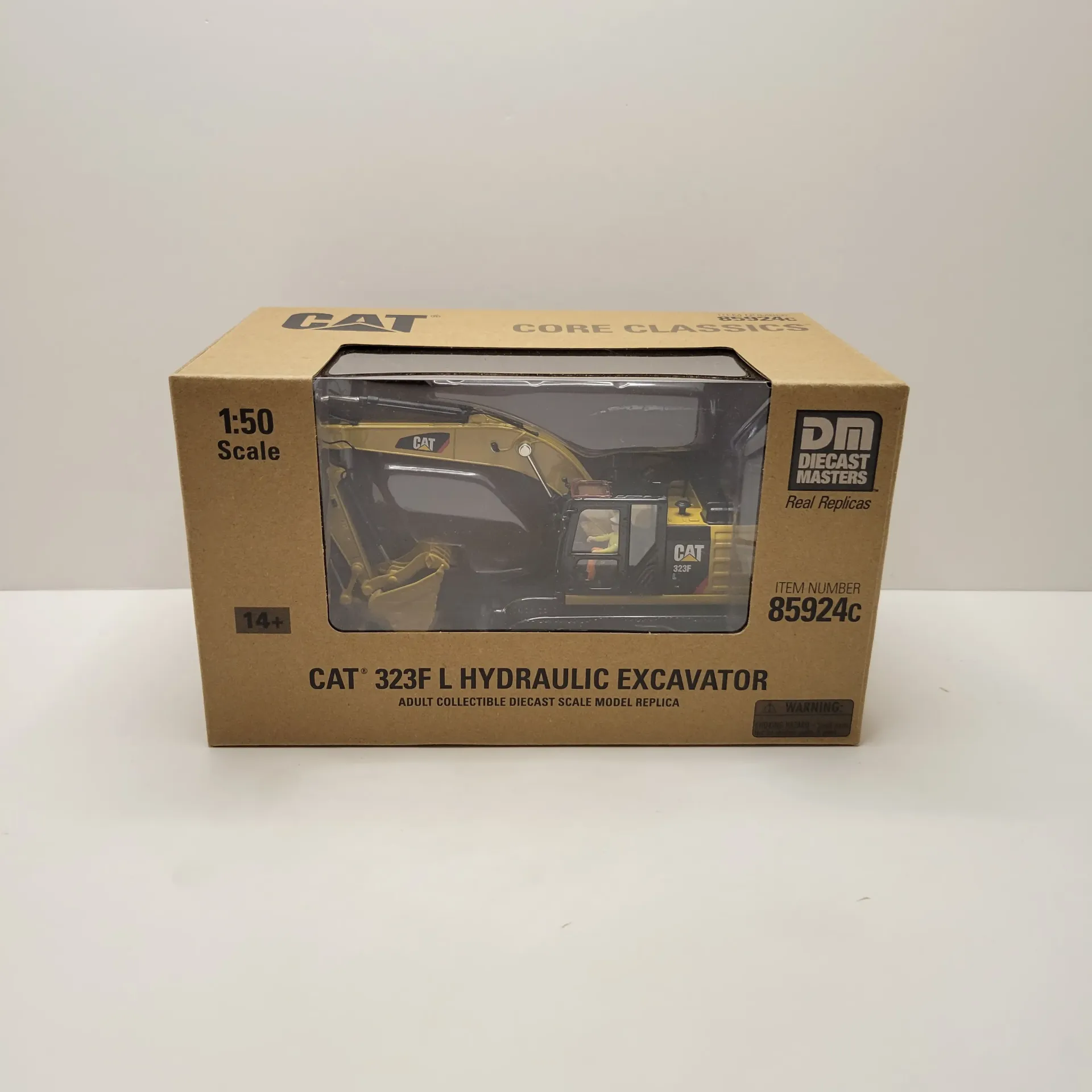 Diecast Masters - CAT - 323F L Hydraulic Excavator 1/50