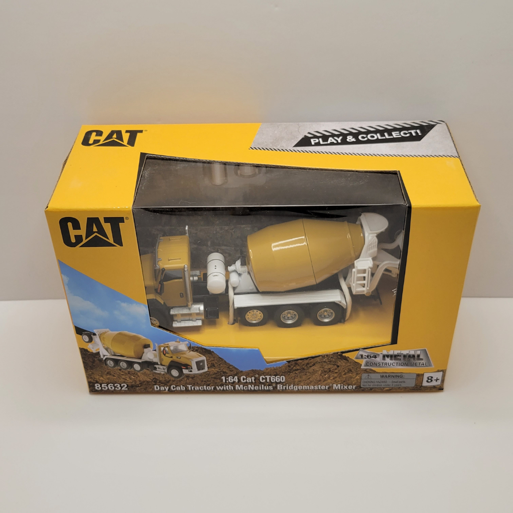 Diecasts Master - CAT - CT660 Day Cab Tractor with McNeilus Bridgemaster Mixer 1/64