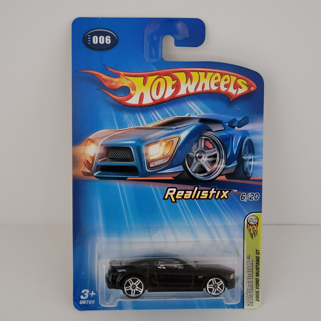 Hot Wheels - 2005 Ford Mustang GT