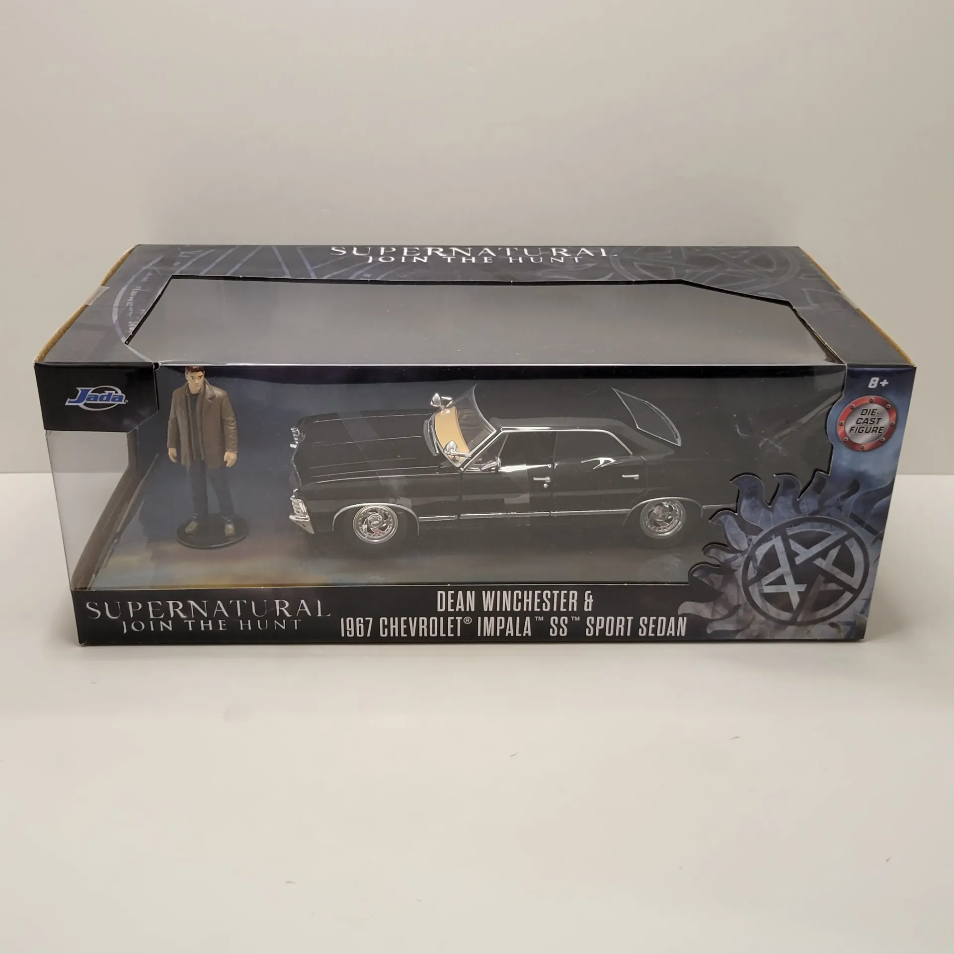 Jada Hollywood Rides - Dean Winchester & 1967 Chevrolet Impala SS 1/24