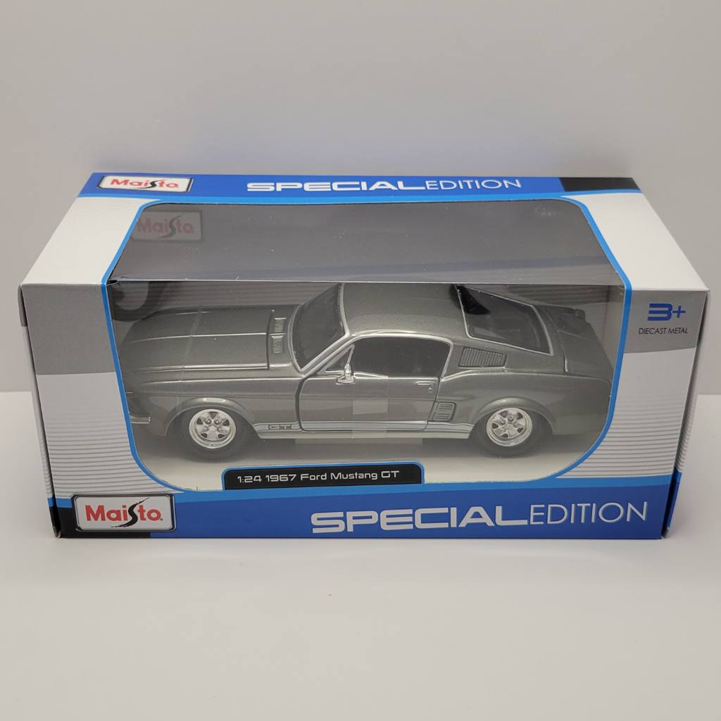 Maisto - 1967 Ford Mustang GT 1/24 (Gris)