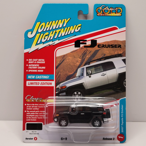 Johnny Lightning Classic Gold - 2007 Toyota FJ Cruiser 1/64